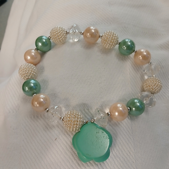 Green and Pearl Beaded Necklace with Green Rose Charm. - Picture 6 of 7